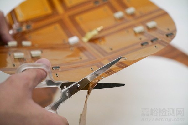 日本研发出可裁剪无线充电膜片