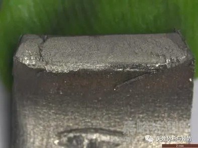 2Cr13Mn9Ni4不锈钢卡箍腐蚀开裂分析